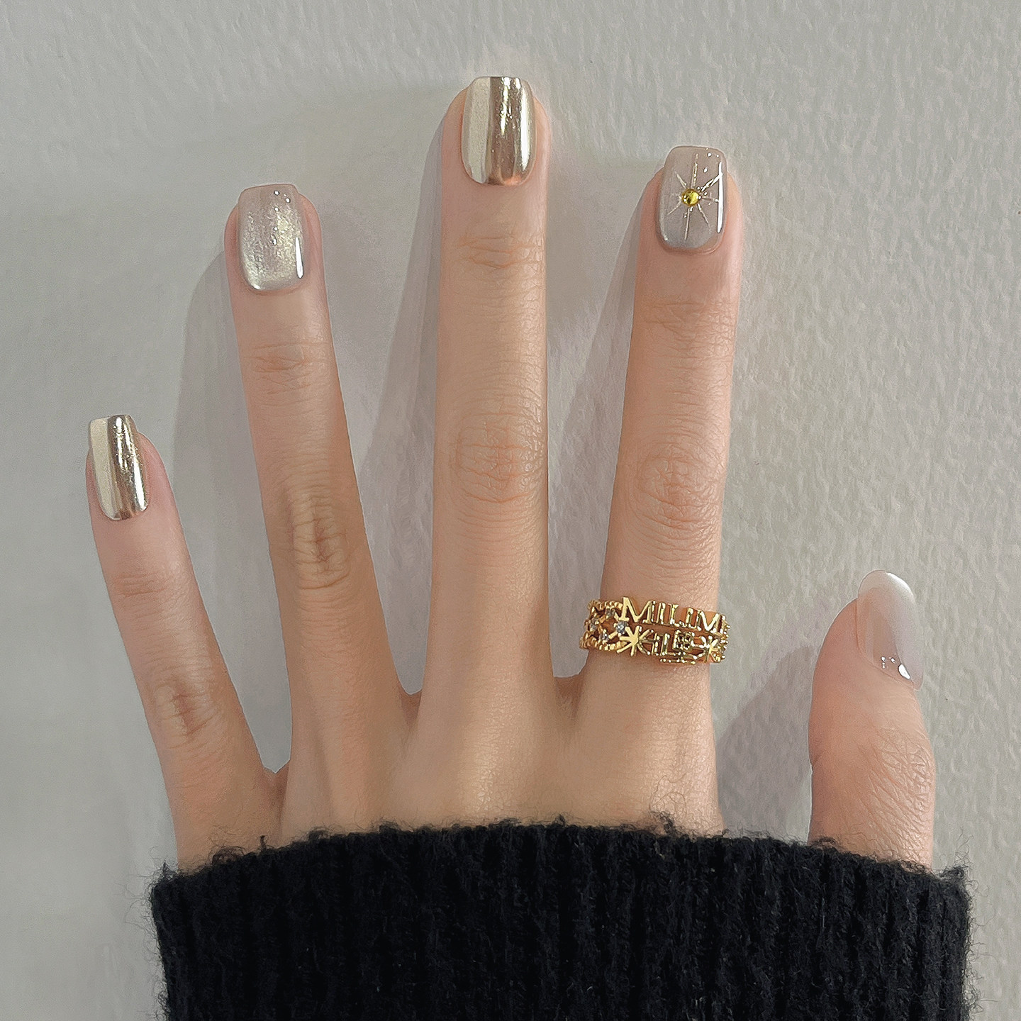 纯手工穿戴美甲贴片2026新款显白香槟猫眼高级感短款指甲闪亮星尘,彩妆/香水/美妆工具,穿戴甲/甲片,淘宝优惠券,粉丝福利购,淘宝优惠卷