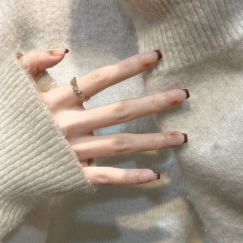 小众显白美拉德晕染法式穿戴甲