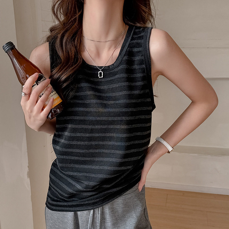 严选2026新款内搭吊带背心女韩系宽松休闲条纹可外穿无袖打底上衣