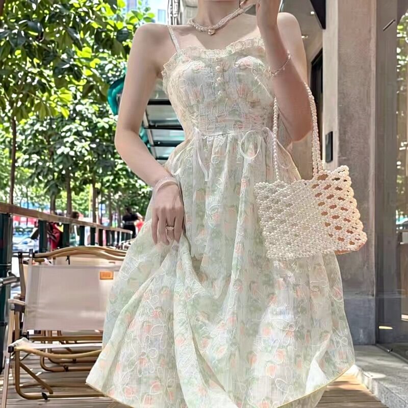 法式田园风碎花吊带连衣裙女薄款防晒开衫显瘦女士通勤风两件套