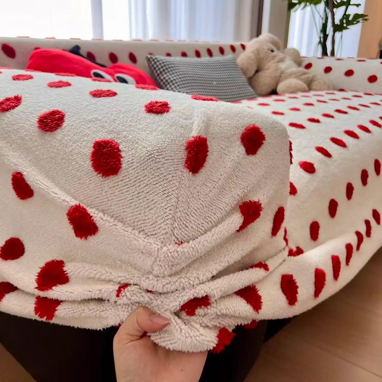 秋冬毛绒沙发套罩2025新款红色喜庆客厅沙发罩全包万能套防猫抓布,居家布艺,沙发垫,淘宝优惠券,粉丝福利购,淘宝优惠卷