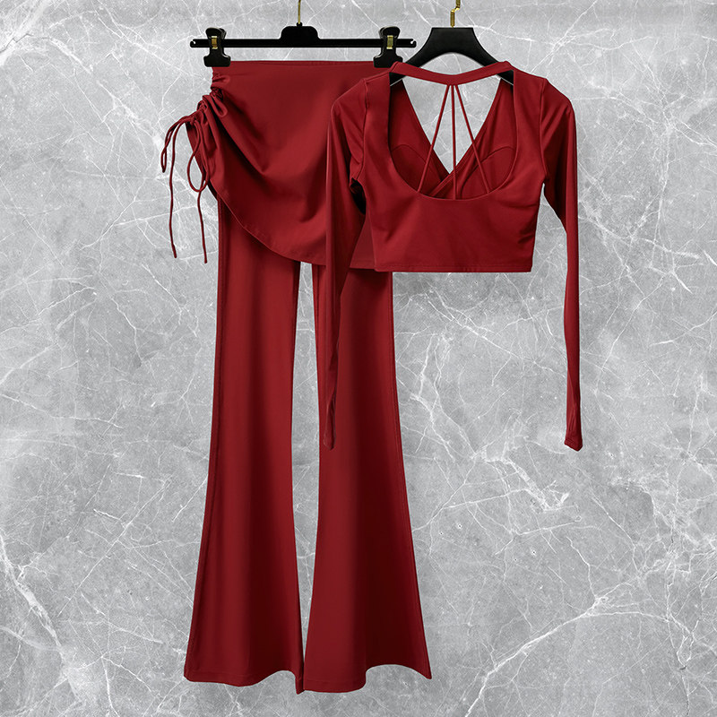 新年装喜庆红色瑜伽服套装女秋冬时尚美背性感运动健身上衣喇叭裤