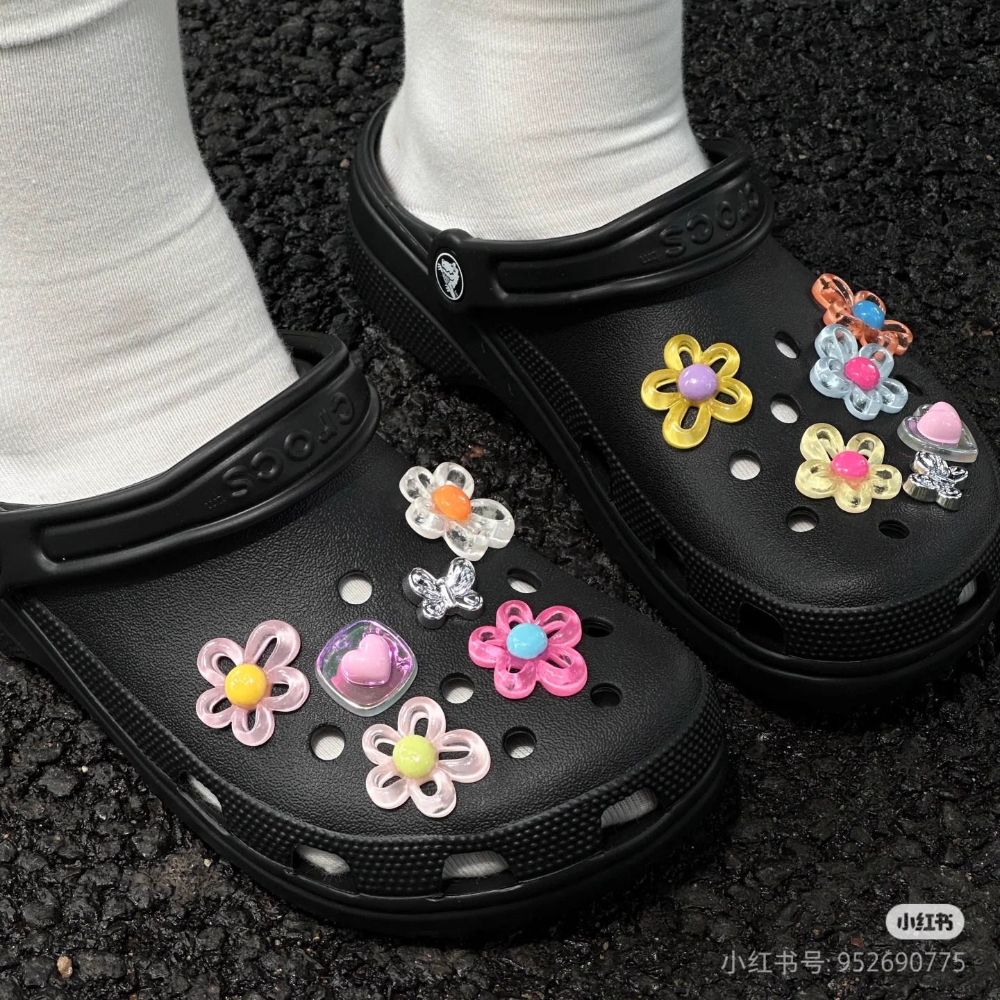 爱心镂空花朵鞋花洞洞鞋骨白色可爱女生装饰配饰适配crocs卡扣