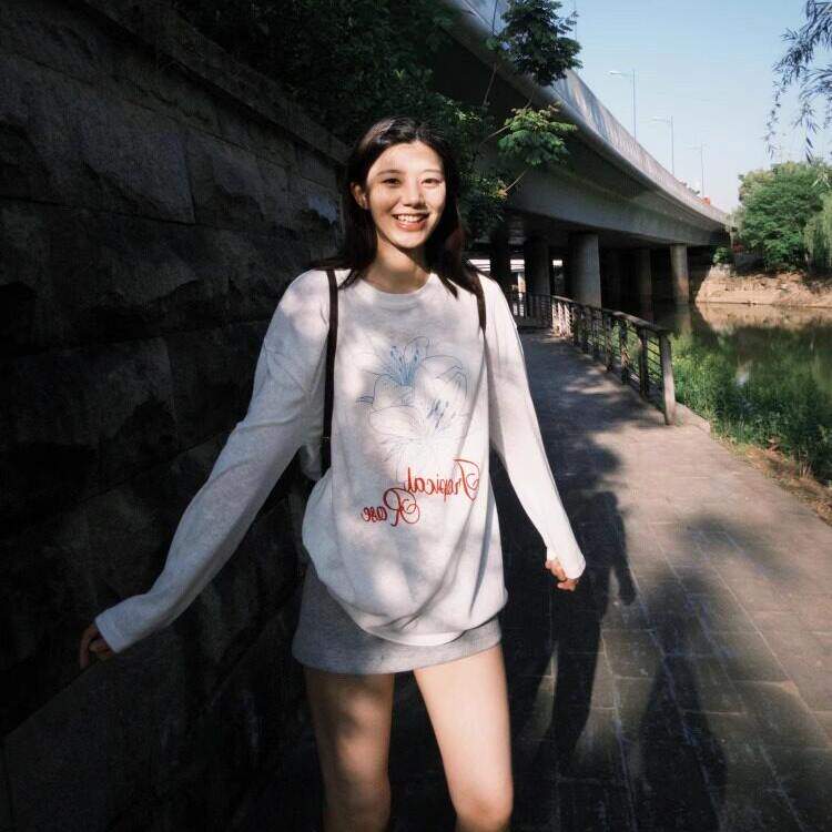 微透t恤罩衫女2026夏季新款薄款百合印花宽松韩版ins长袖防晒衫女