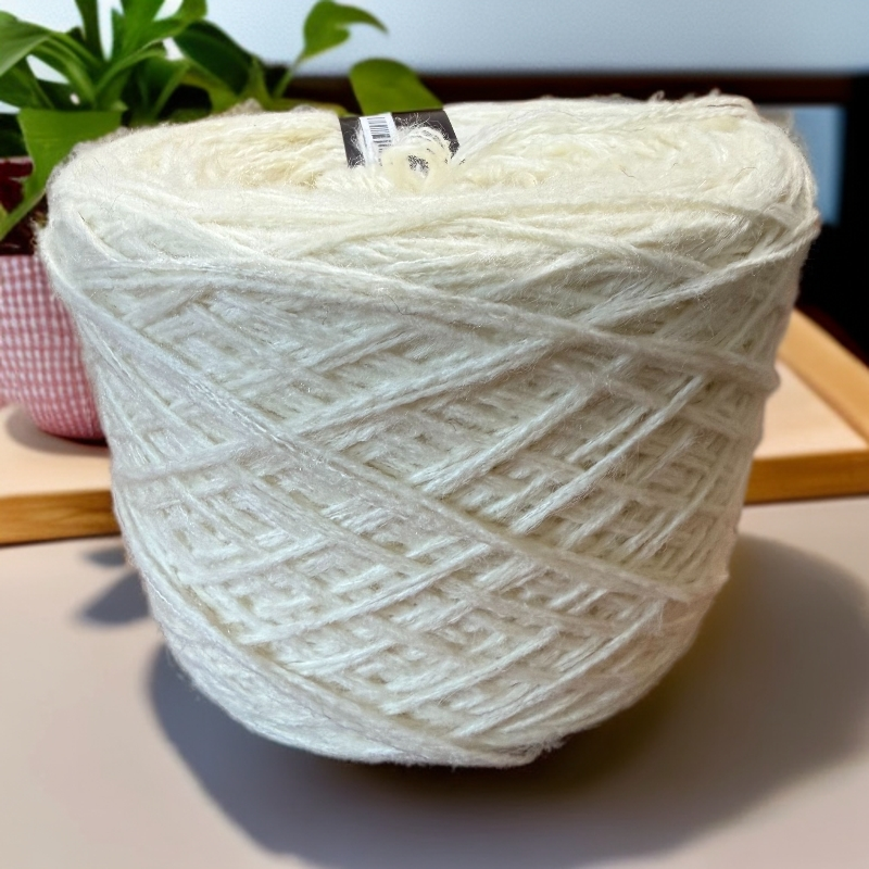 白色毛线手工编织围巾线亲肤柔软粗毛线团秋冬加厚保暖棒针手编线
