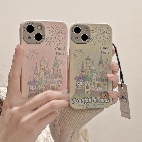 启乾星黛露达菲熊城堡iPhone17/16/15手机壳适用苹果14/13promax皮质软壳12少女心11可爱卡通小众渐变粉新款-封面