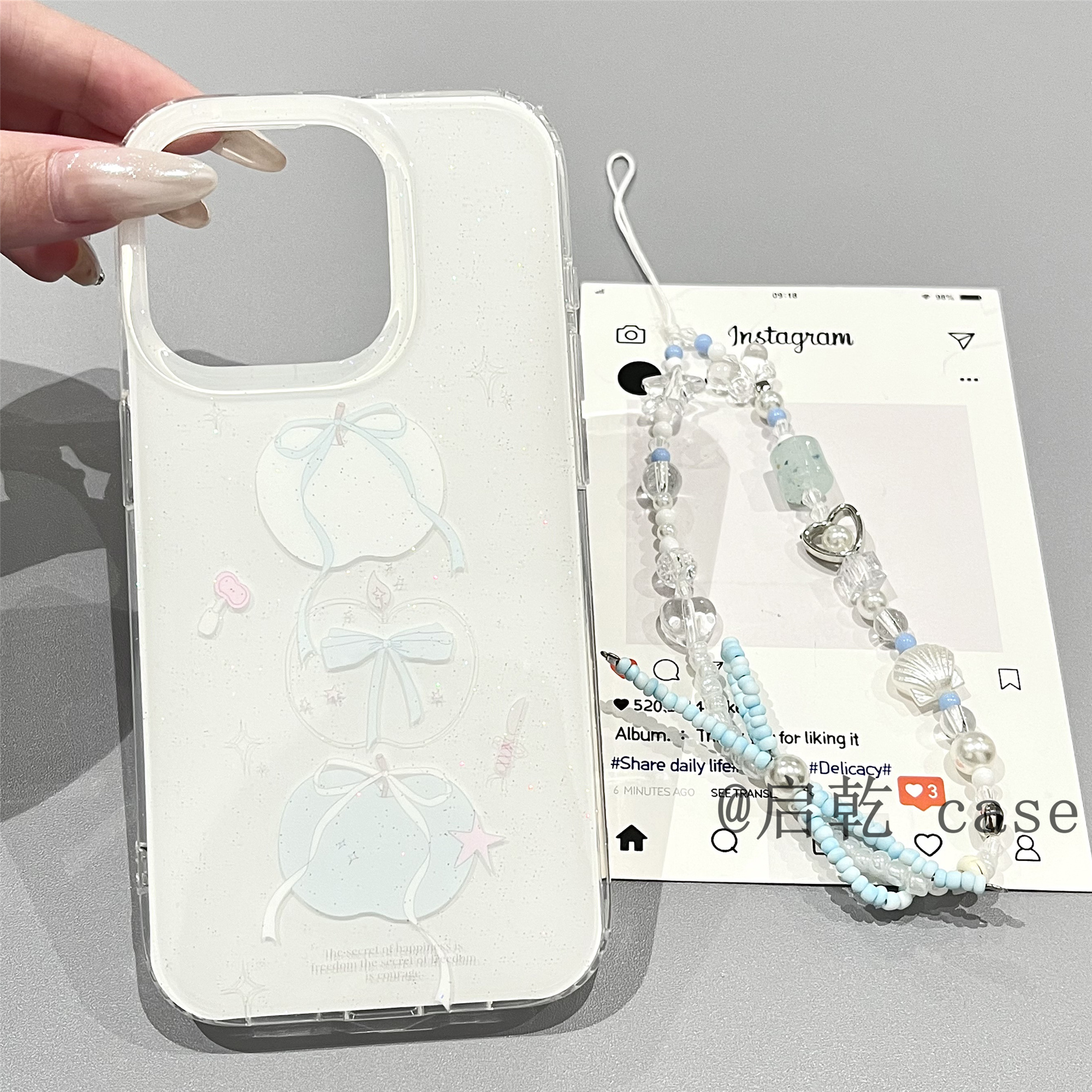 启乾 闪粉蓝色蝴蝶结苹果腕带iPhone16/15手机壳适用苹果14/13promax双层硬壳链条挂绳少女心小众日韩风新款