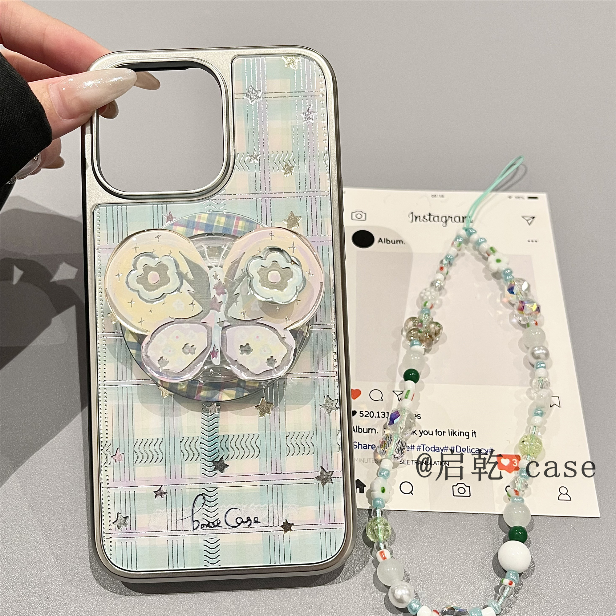 启乾 磁吸壳蝴蝶旋带转支架iPhone16/15手机壳适用苹果14/13promax硬壳12/11链条挂绳小清新绿色格纹新款夏天