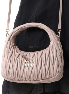 韩国直邮Miu Miu缪缪Wander Matelasse粉色软羊皮Hobo包手提包