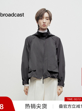 【播奥莱】播商场同款轻户外连帽立领风衣女25早春外套BDS1FD1535