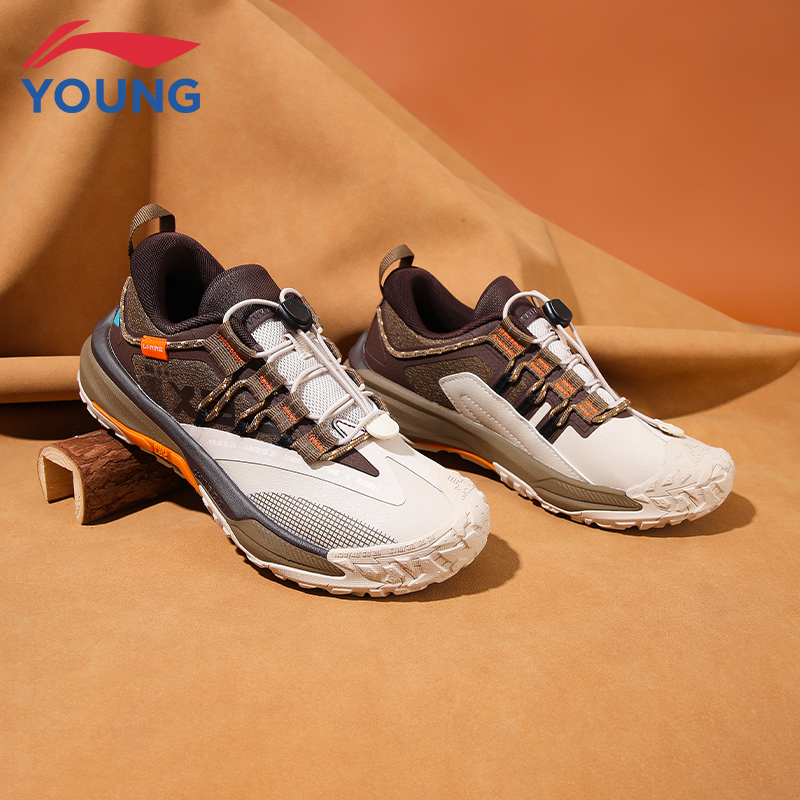 李宁儿童新款回弹减震登山户外鞋