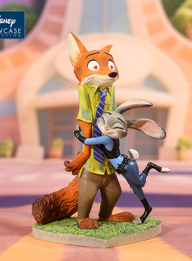 enesco疯狂动物城手办朱迪尼克拥抱摆件尼克狐兔朱迪生日告白礼物