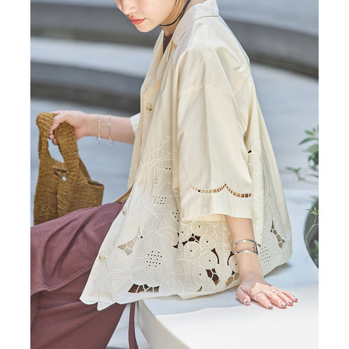 日本直邮JOURNAL STANDARD 女装 半袖花绣小圆弧下摆衬衫 2605040