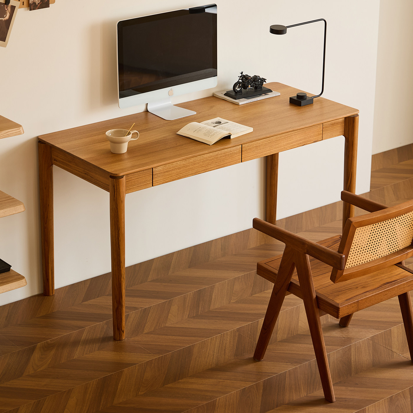 技间缅甸柚木北欧简约实木书桌家用定制写字台小户型办公桌带抽屉