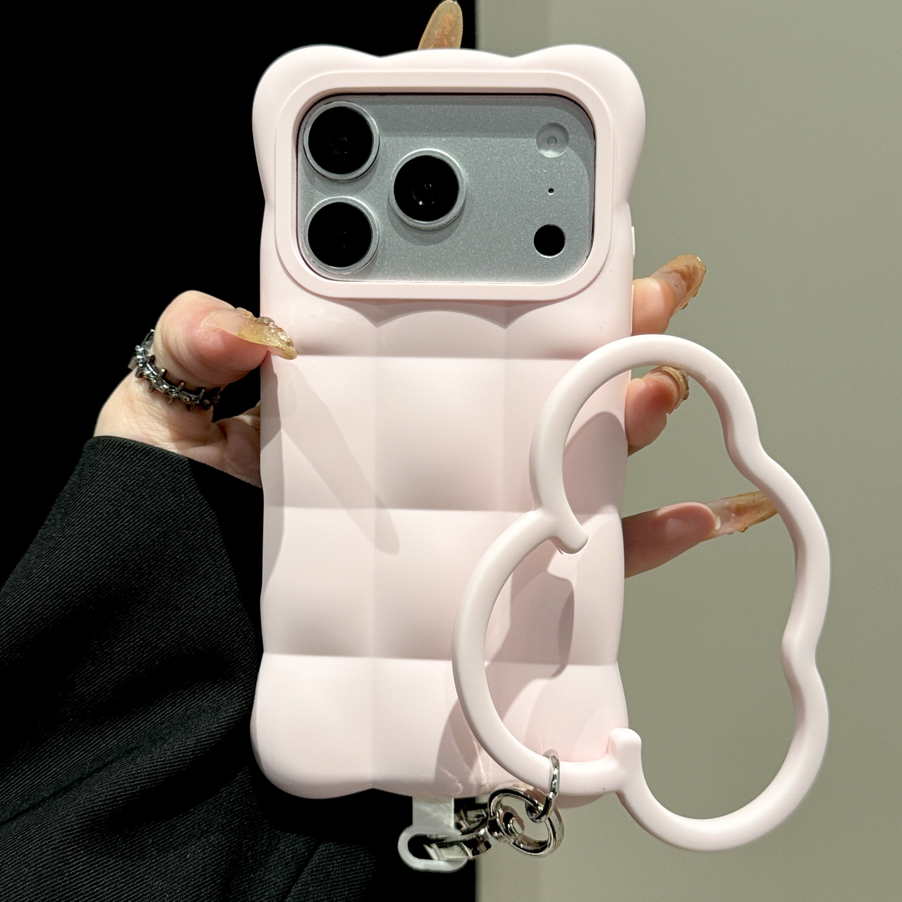 韩道适用苹果18Promax手机壳iphone17新款Cloud奶糖粉云想立体液态硅胶带挂绳16pm按键全包15简约防摔保护套