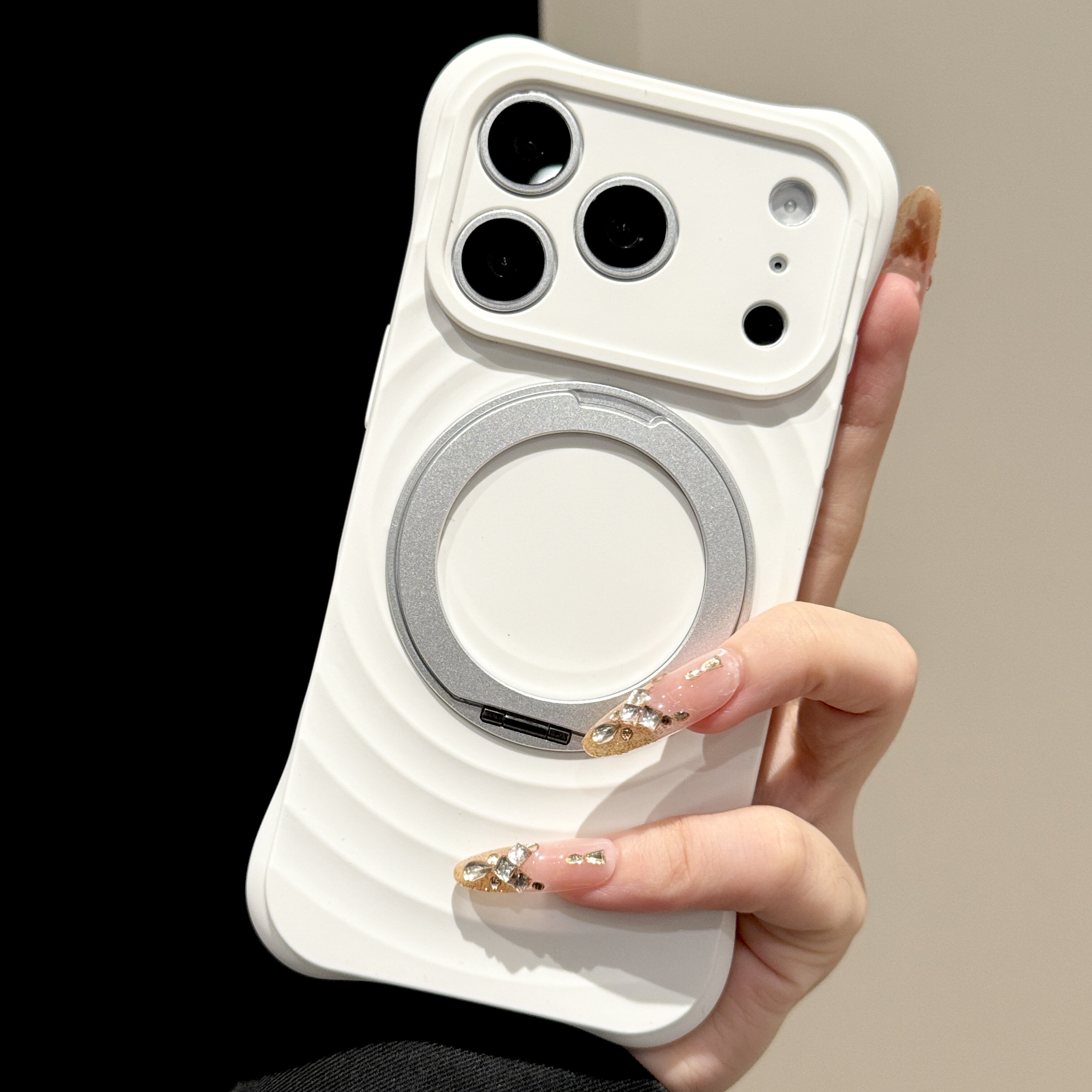 韩道适用苹果17Promax手机壳iPhone16pro新款奶纱白纯色液态硅胶波漾磁吸360支架精孔按键全包四角防摔保护套