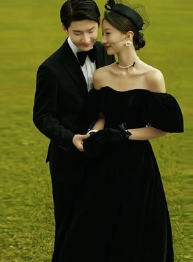 黑色法式轻婚纱小礼服旅拍复古一字肩丝绒出门纱影楼拍照主题服装