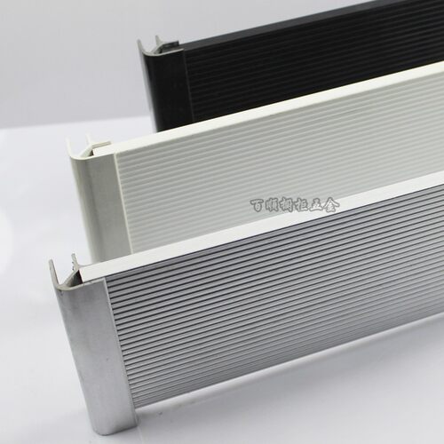 橱柜下挡板踢脚围板踢脚线底部厨房厨柜下面pvc地脚线塑料挡水条