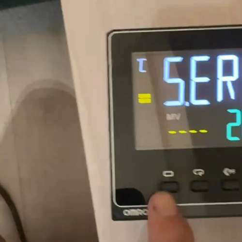 温控器E5EC-PR2ASM-804范围输入电压AC议价