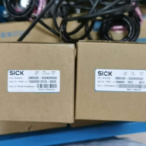 旋转编码器 1060693 DBS50E-S5EK00500议价