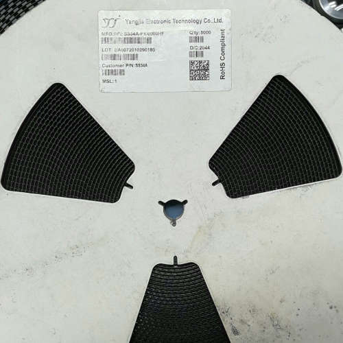 SS34A 扬杰品牌肖特基二极管数量4800只不整盘1议价