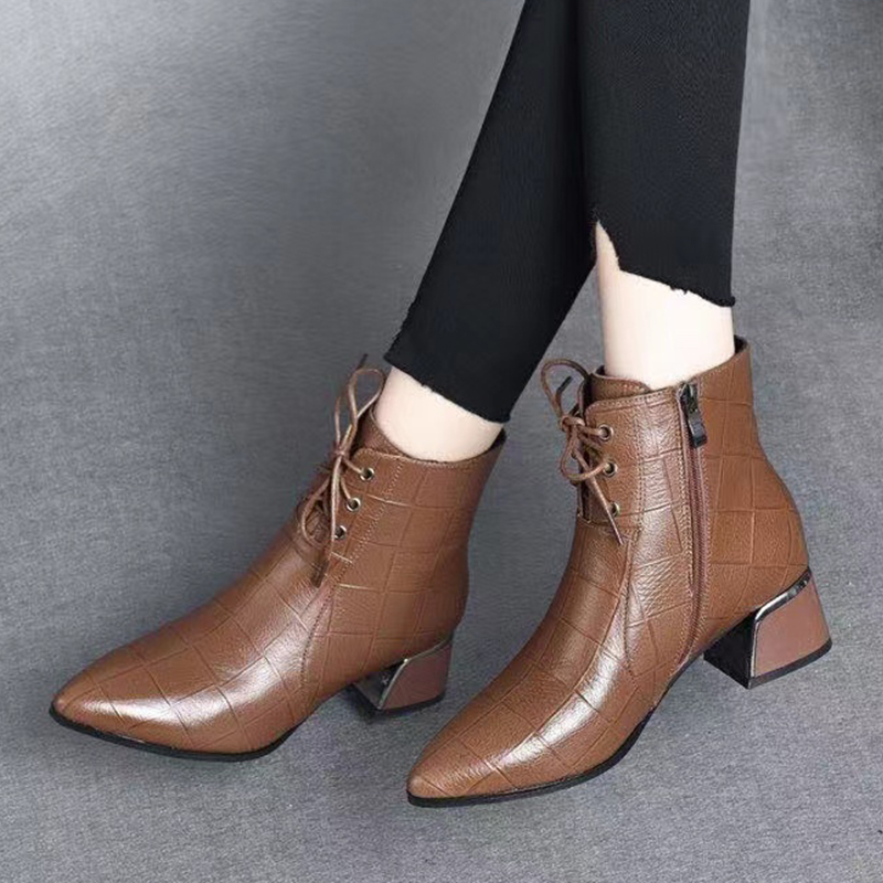 马丁靴橡胶大底头层牛皮