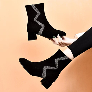 秋冬季新款羊绒粗跟时装磨砂短靴加绒保暖休闲时尚女士马丁靴QYE