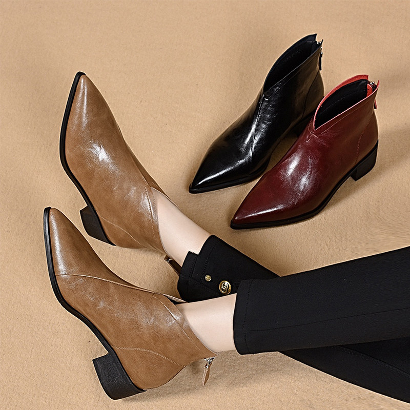 英伦风复古棕色切尔西靴女秋冬靴子女舒适低跟尖头粗跟短靴及踝靴,女鞋,切尔西靴,淘宝优惠券,粉丝福利购,淘宝优惠卷