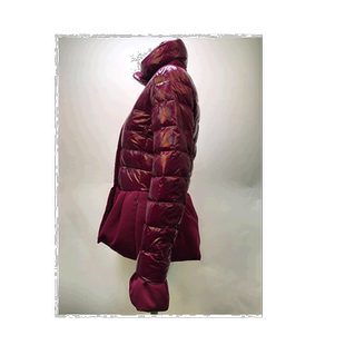 香港直邮Emporio Armani 徽标羽绒服 ZGB31RL高端流行 休闲时尚