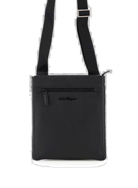 Salvatore Ferragamo 拉链邮差包斜挎包【付后1h可退】