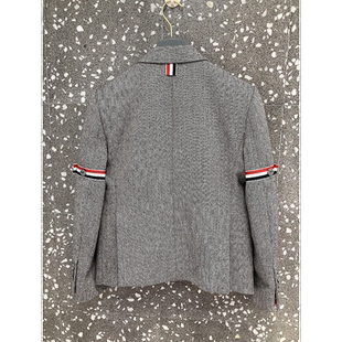 香港直邮Thom Browne 经典条纹西装外套 FBC010OF【付后1h可退】