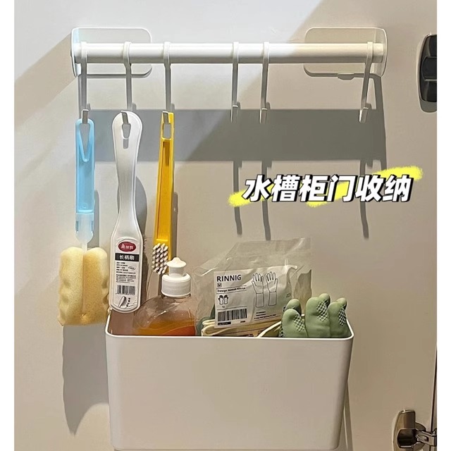 橱柜门内侧收纳挂篮免打孔家用分层保鲜膜袋盒厨房门后挂钩置物架