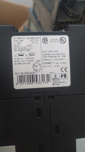 3RK1105-1BE04-0CA0西门子安全继电器二手拆机成色漂亮包好现货