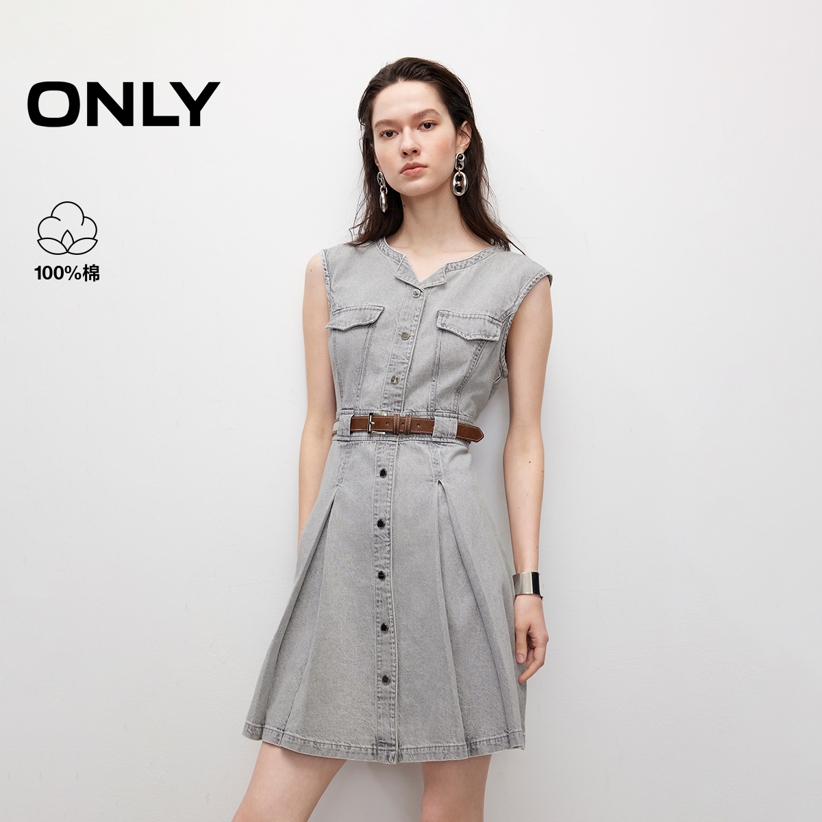 ONLY2025秋冬新款A字圆领无袖时尚捏褶设计短裙牛仔裙连衣裙女