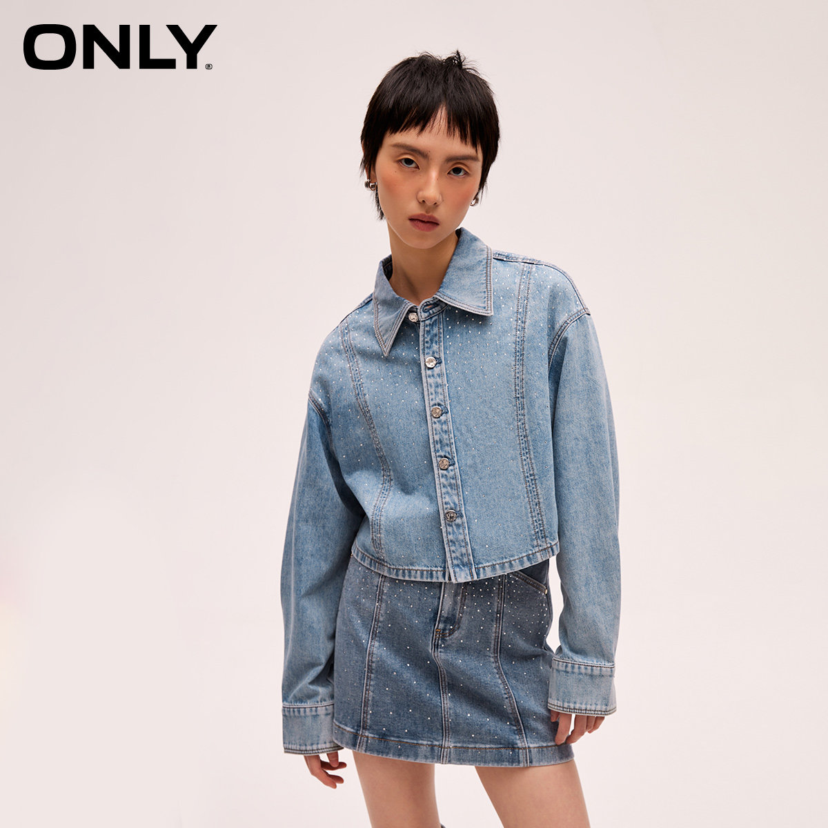 【ONLY奥莱】春夏新款设计感简约复古水钻宽松牛仔衬衫女