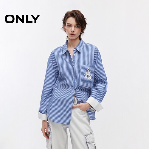 ONLY翻折袖口宽松刺绣长袖衬衫