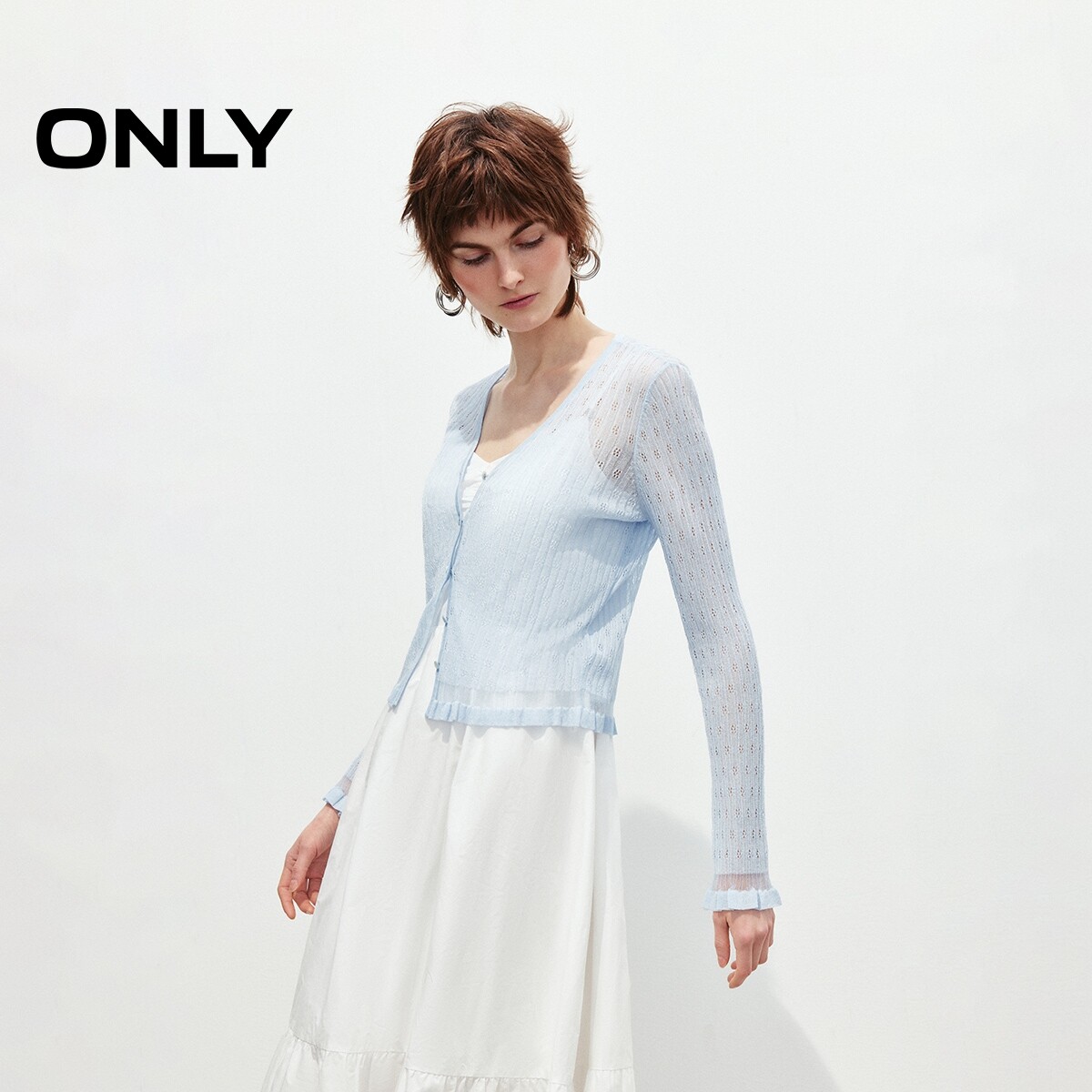 【ONLY奥莱】春夏轻薄透气修饰肩颈V领设计木耳边开衫针织衫女