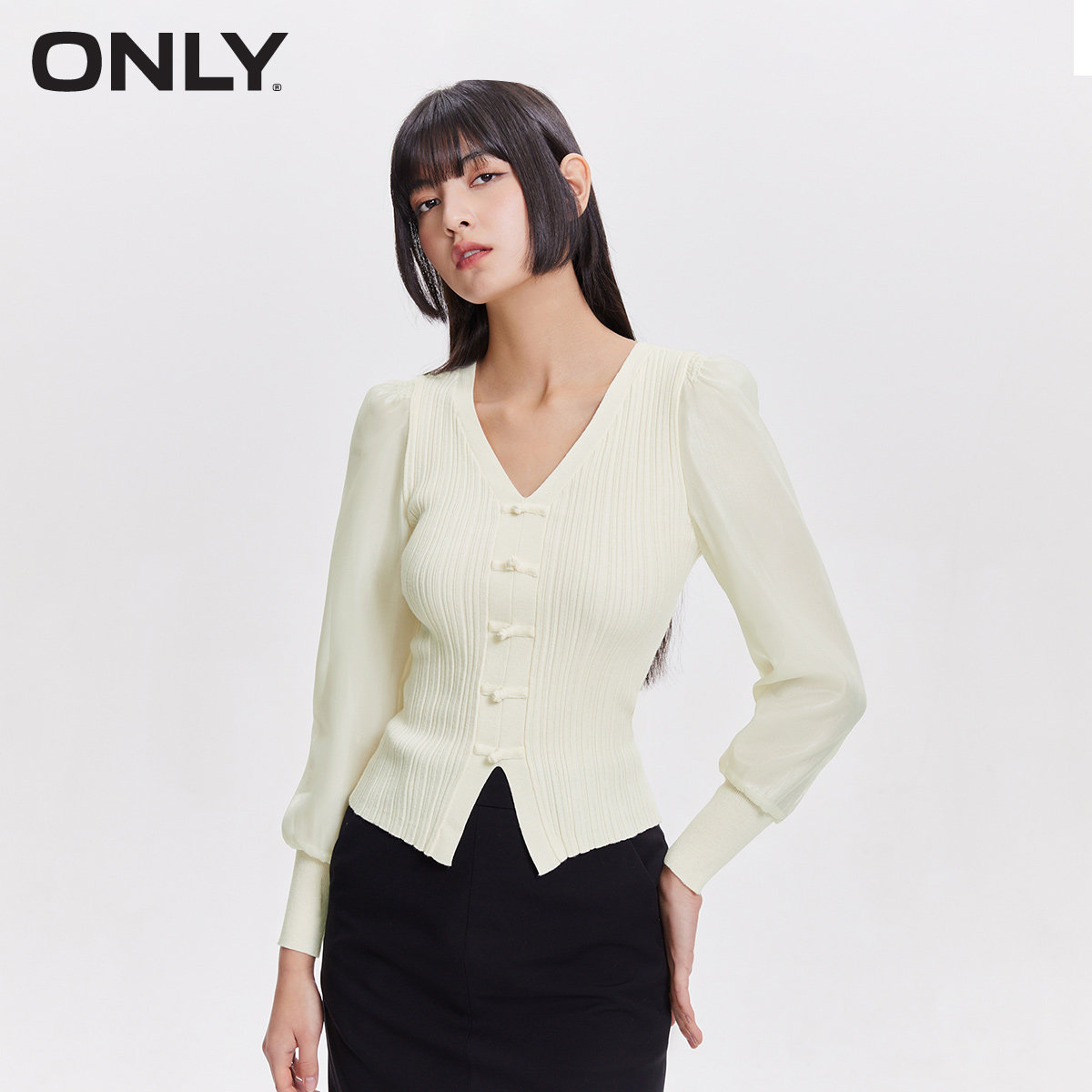 【ONLY奥莱】春季新款设计感简约百搭拼接V领毛衣针织衫女