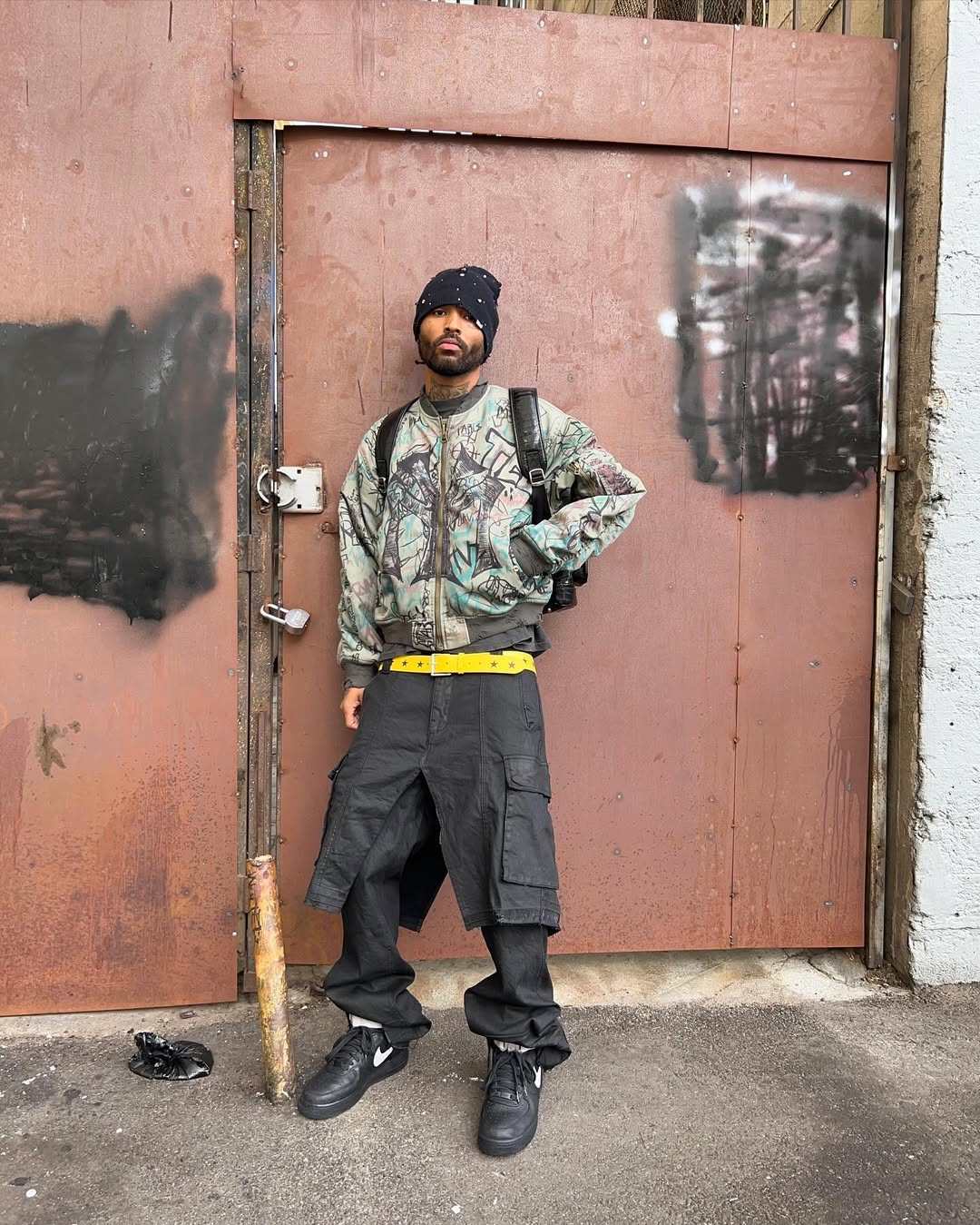 Mowalola魔娃洛啦重工磨破双面穿涂鸦飞行夹克Bomber棉服连帽外套