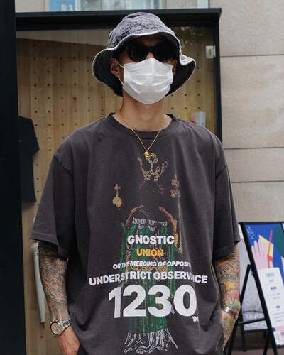 RRR123美式休闲男女数字涂鸦短袖