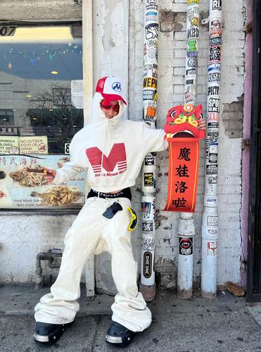 Mowalola魔娃洛啦美式连帽衫卫衣