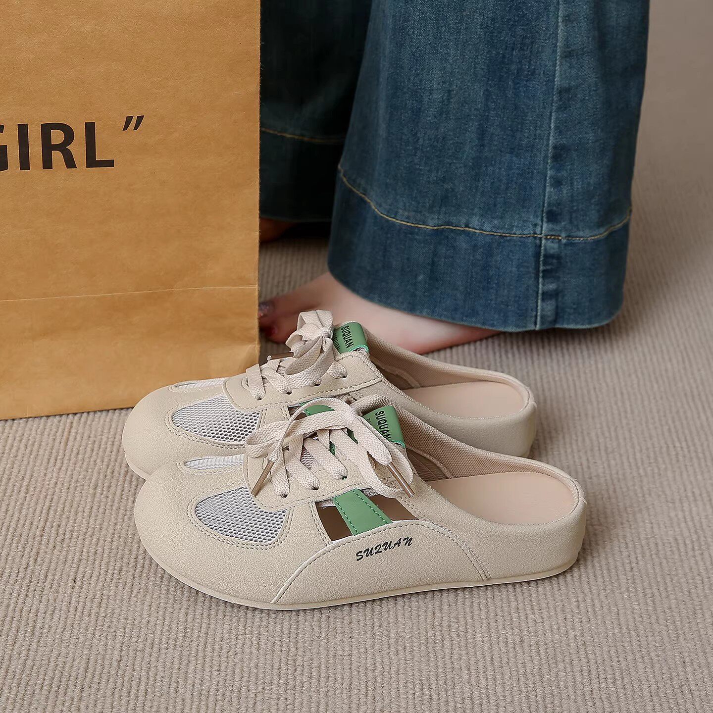 德训鞋包头半拖一脚蹬女款2026新款单鞋夏季外穿网面透气软底女鞋