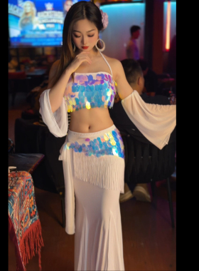 悦梦风璐肚皮舞服装新款性感亮片白色流苏半身裙女演出服鱼尾裙