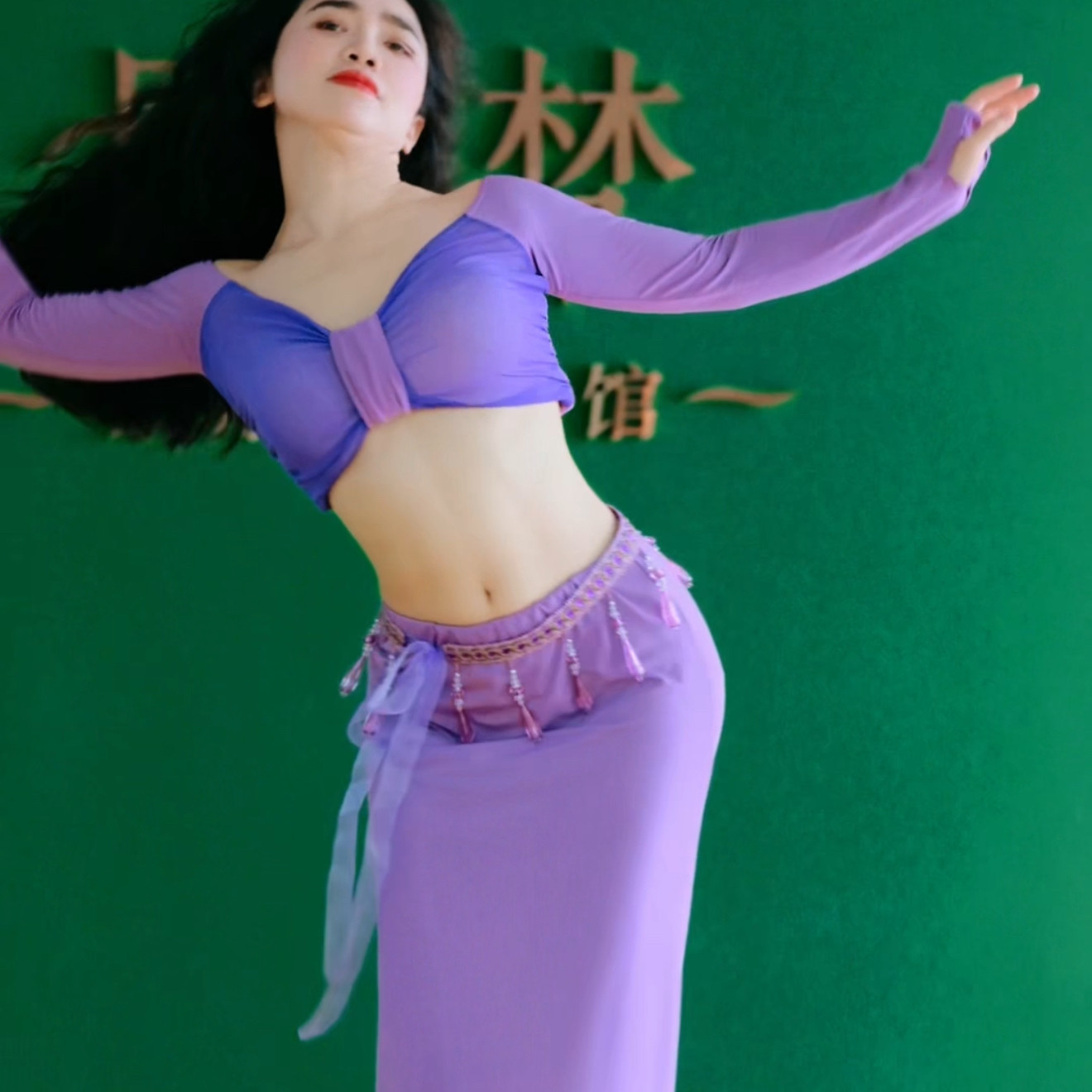 悦梦风璐肚皮舞新款套装演出服班服气质练功服显瘦初学仙女包臀裙