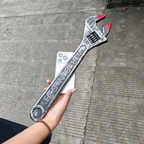 稀奇古怪的扳手造型手机壳