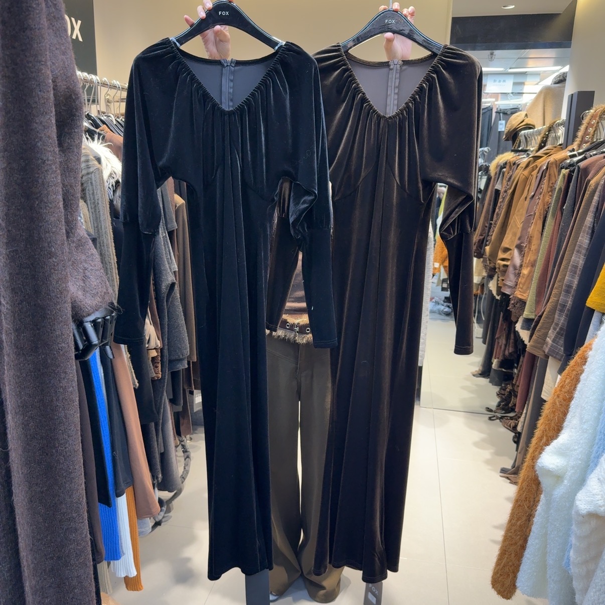 韩版时尚V领显瘦长袖连衣裙女