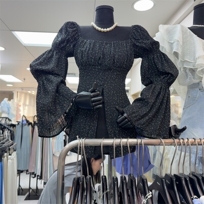 小众设计感开叉波点长袖上衣