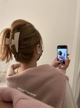 r / larmood milkwhite cream 奶白布丁 盘发抓夹