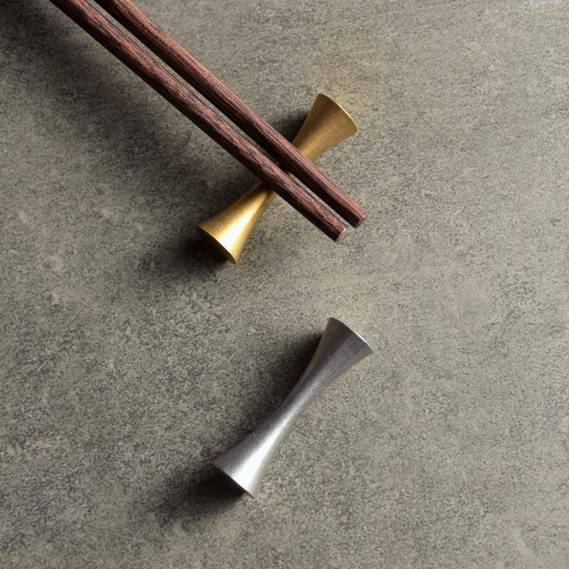 Japanese-Style Metal Chopstick Stand Sleek Tableware