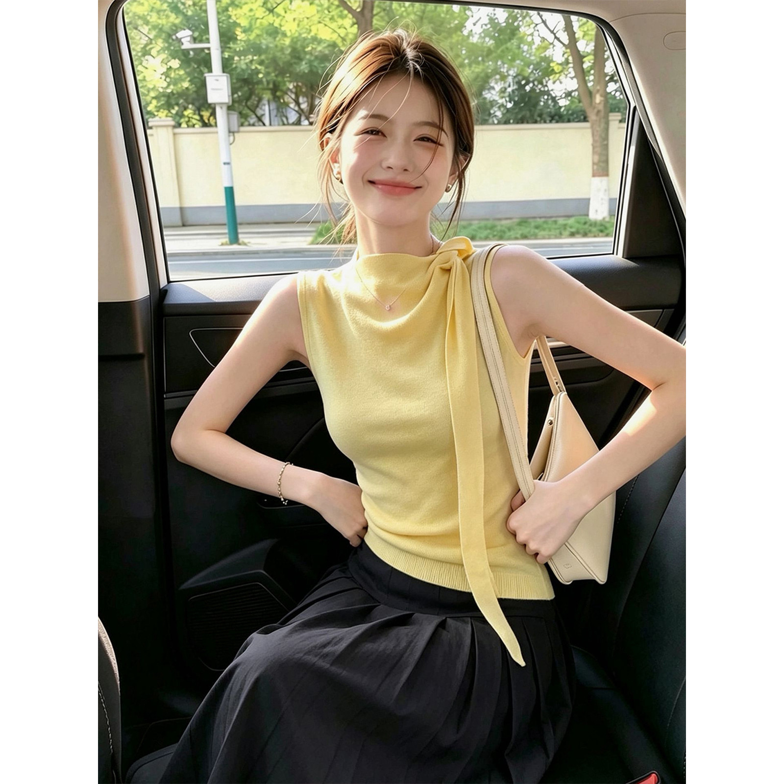 飘带针织围脖修身显瘦背心